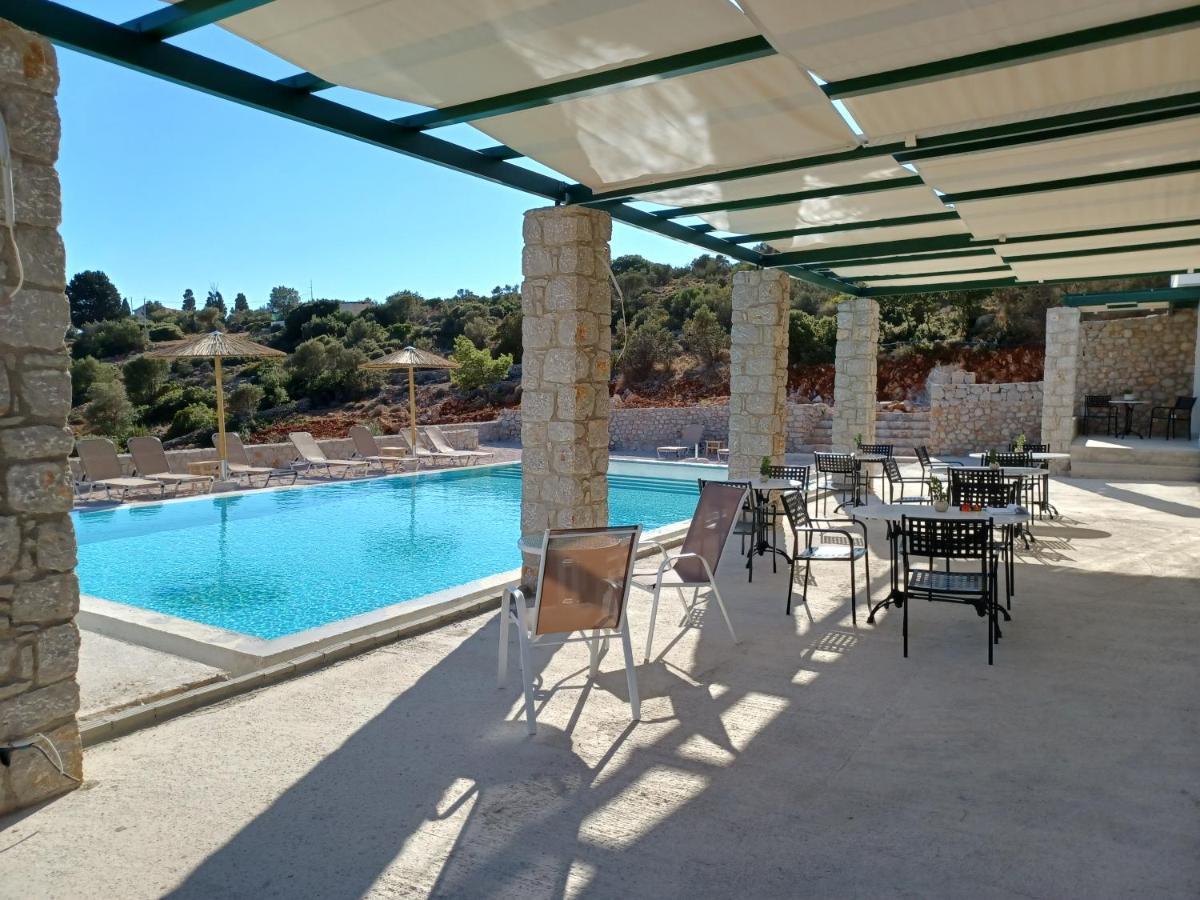 Karinta Bay Apartments מראה חיצוני תמונה