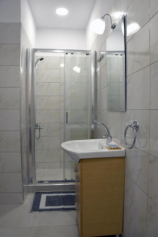 Karinta Bay Apartments מראה חיצוני תמונה